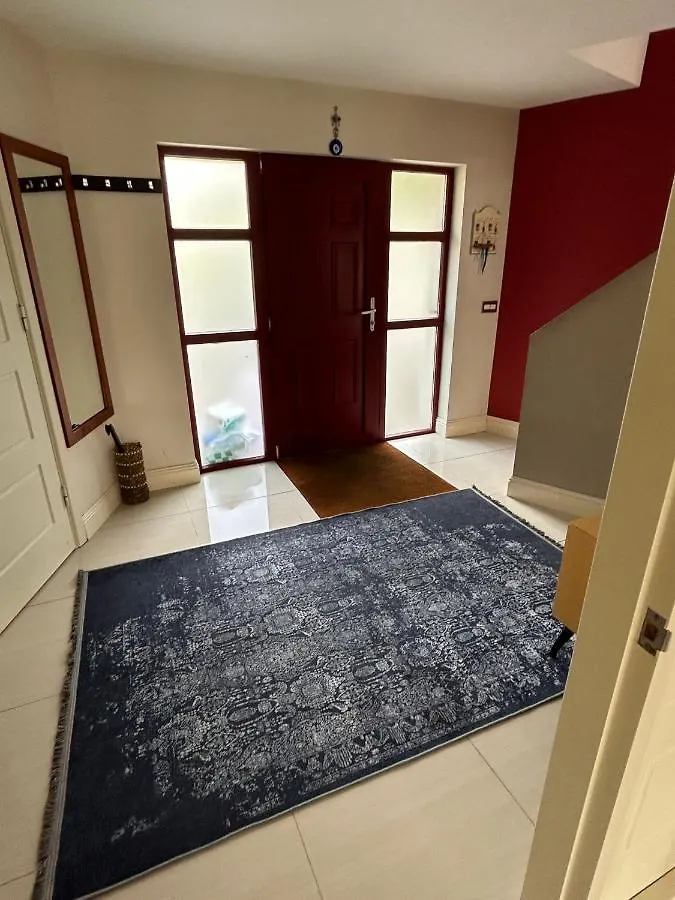 Modern 4 Bedroom House Ring Of Kerry -Killarney 0*, Killarney